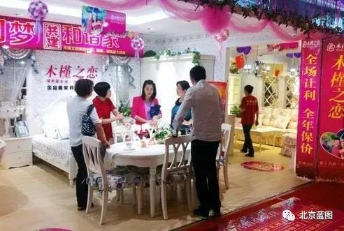 店鋪裝修的特色越來(lái)越好，但是氛圍跟不上怎么